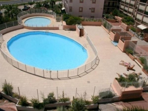 Studio Double cabine avec piscine proche plage